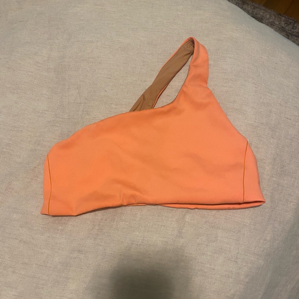 Left on Friday One shoulder top